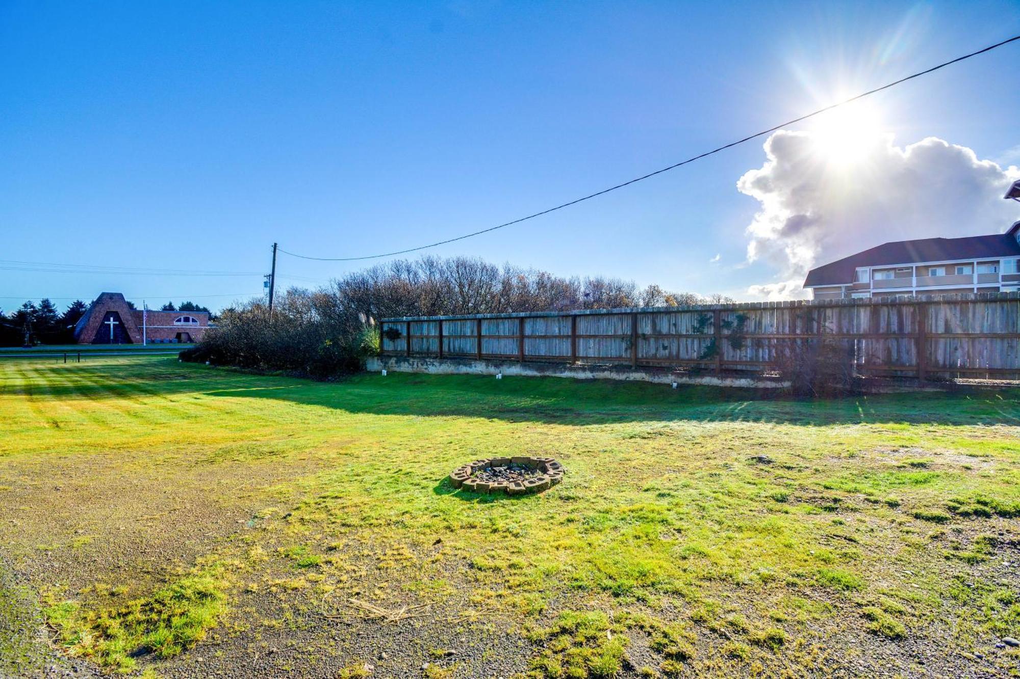Pet-Friendly Washington Retreat With Hot Tub And Deck! Villa Ocean Shores Exterior photo