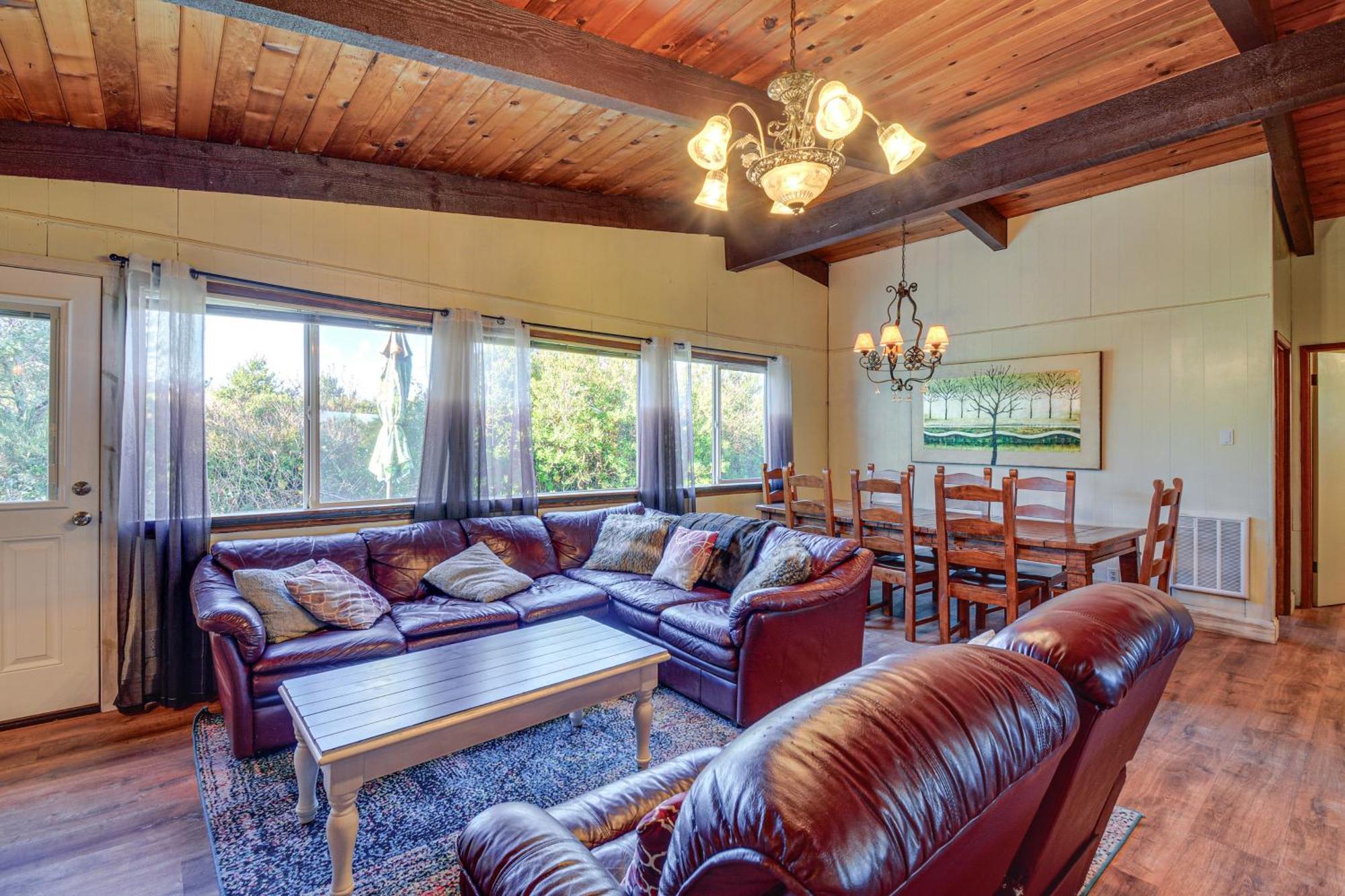 Pet-Friendly Washington Retreat With Hot Tub And Deck! Villa Ocean Shores Exterior photo